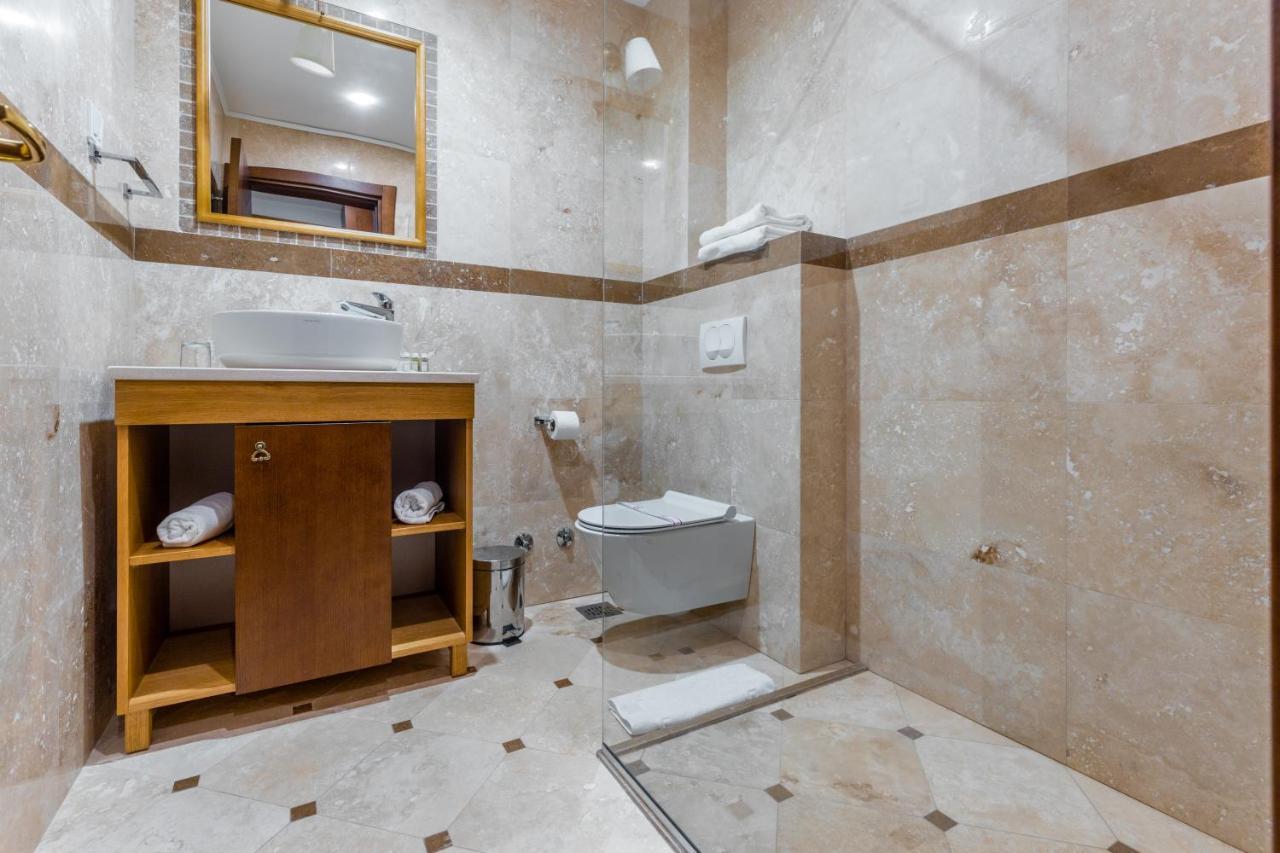Hotel Plaza Lucice Petrovac Eksteriør bilde